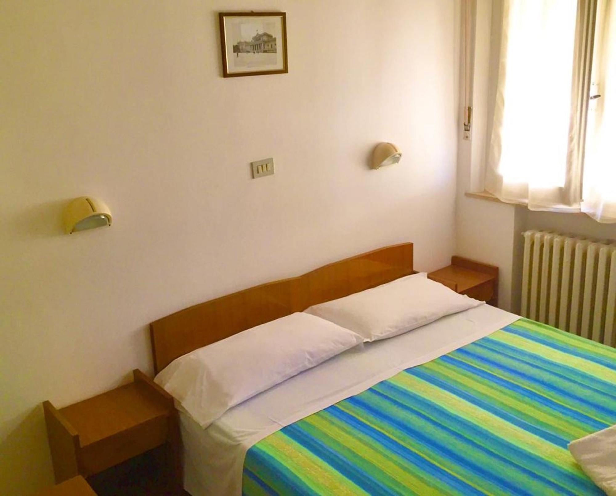 Hotel Alessi** רימיני מראה חיצוני תמונה