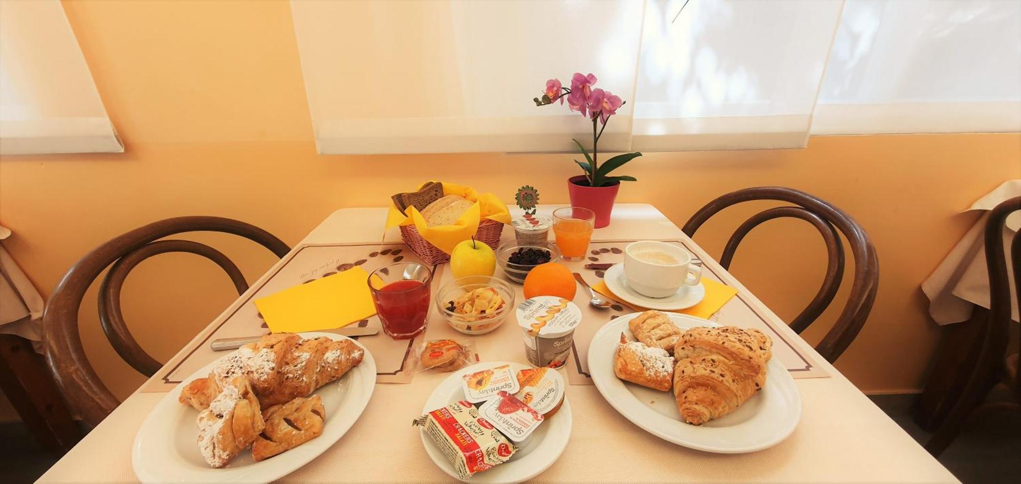 Hotel Alessi** רימיני מראה חיצוני תמונה